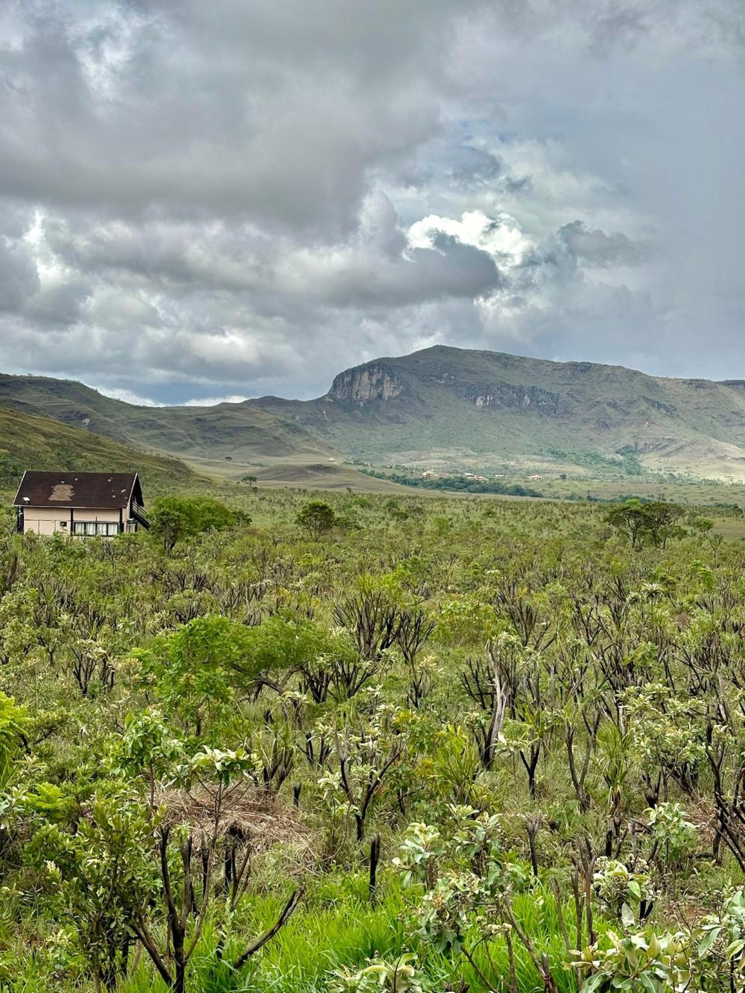 Cachoeira E Pousada Paraiso Dos Pandavas Алту-Параизу-ди-Гояс Экстерьер фото